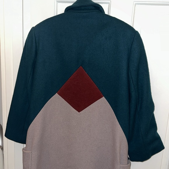 CARLEEN wool coat with geometric design - Picture 2 of 5